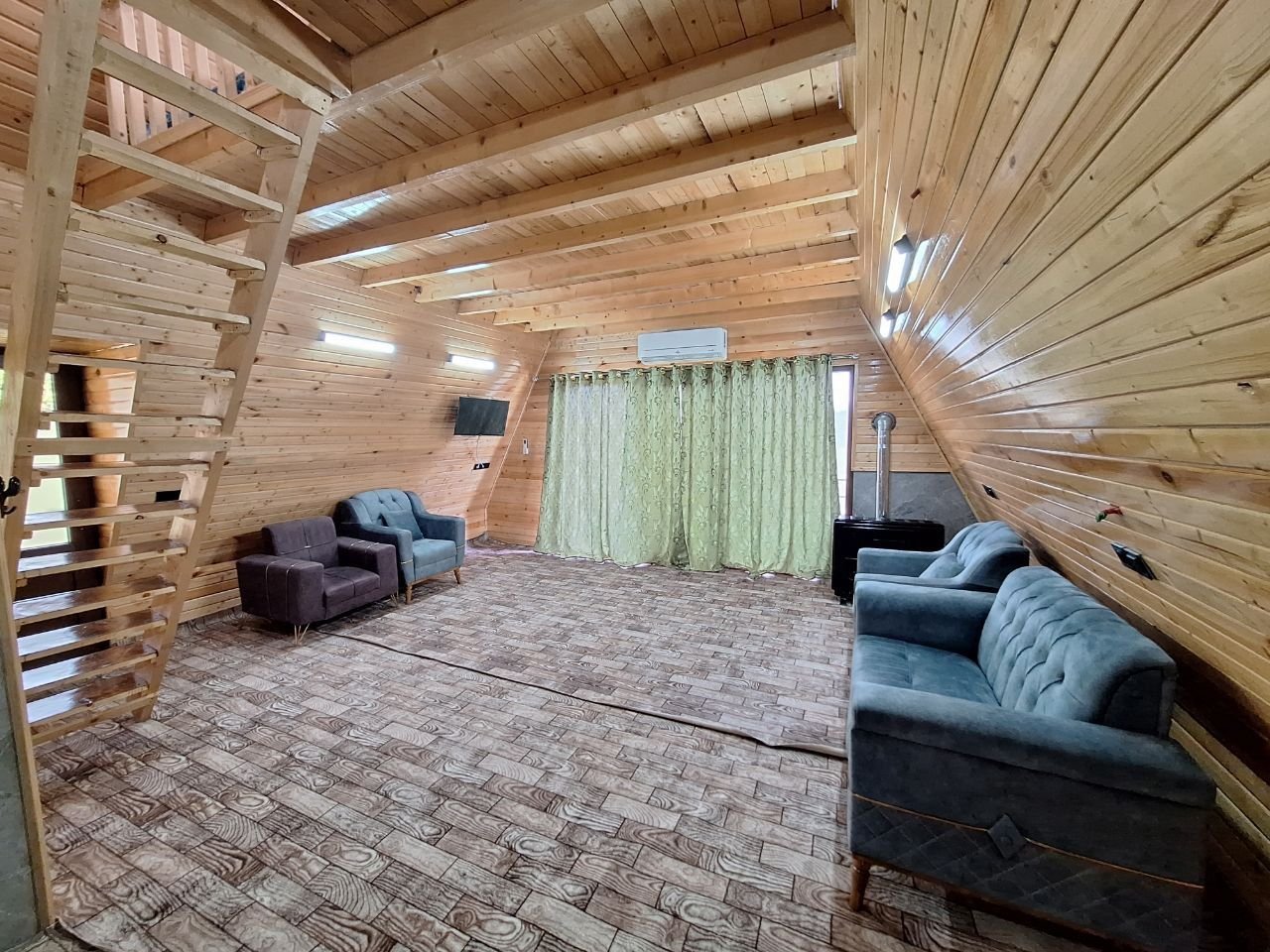 کلبه یک خوابه جنگلی شمشاد لفور