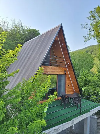 کلبه یک خوابه جنگلی شمشاد لفور