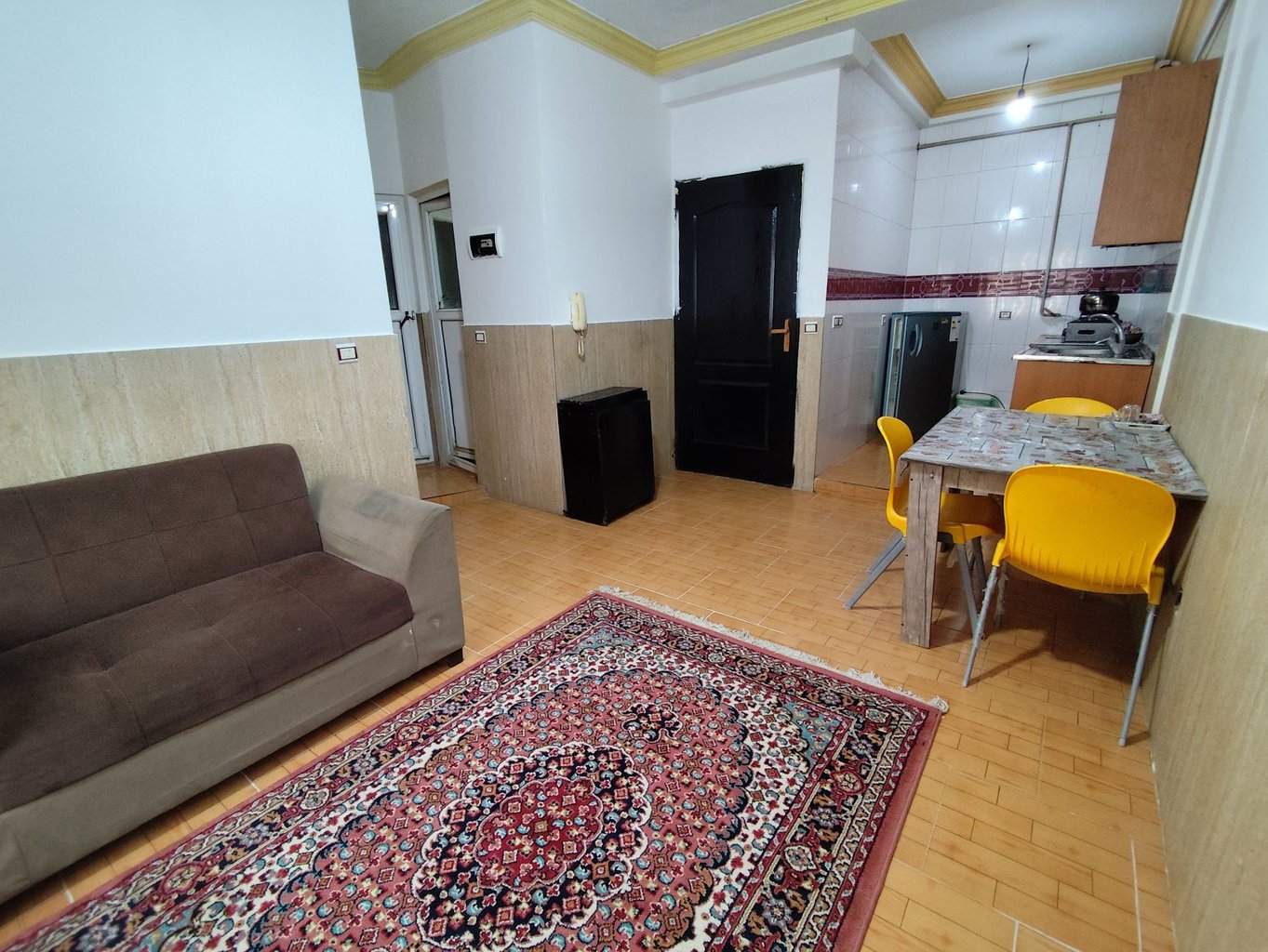 آپارتمان یک خوابه ساحلی مقدم واحد 4