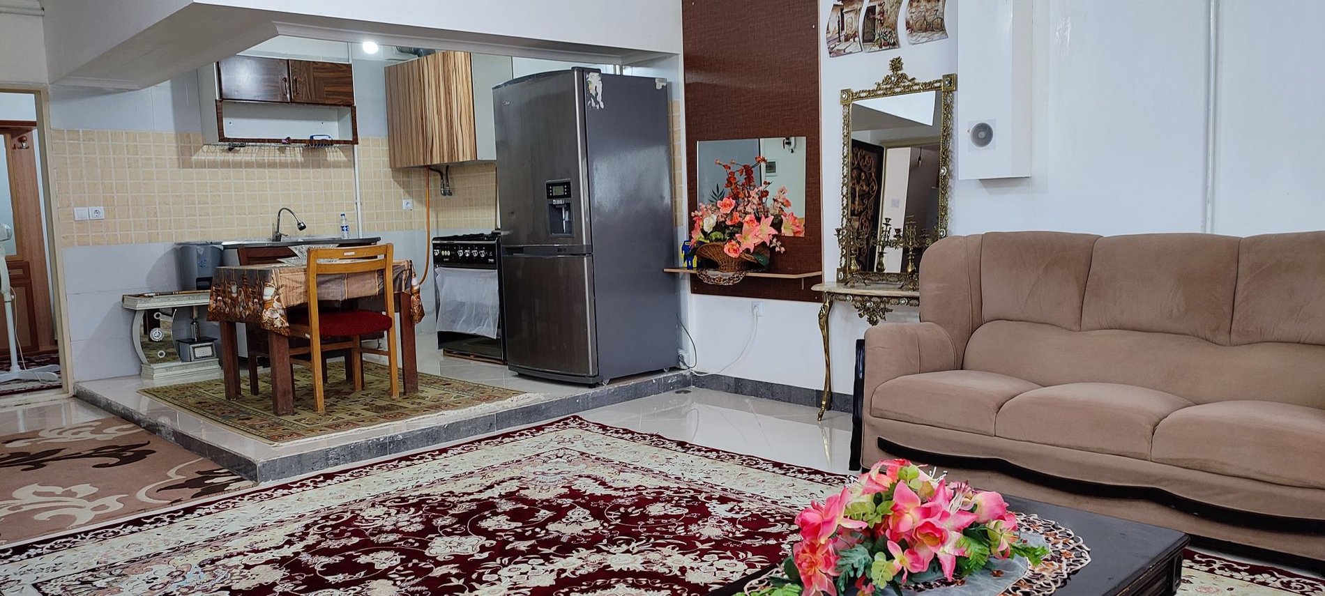 سوئیت یک خوابه گلستان 3 محمدی