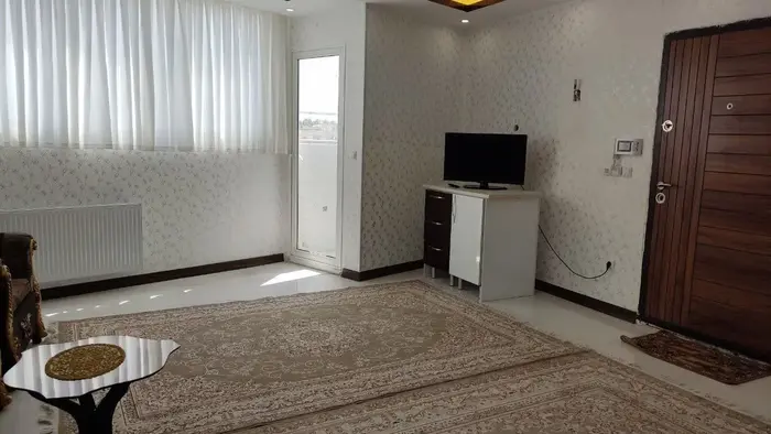 آپارتمان دوخوابه سادات 1