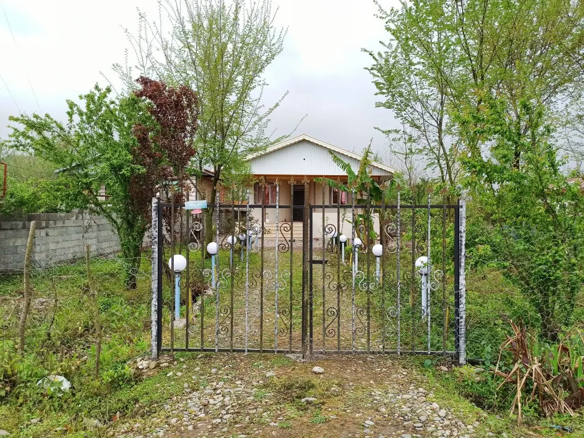 دوخوابه امیران 1 - نمای ورودی ویلا