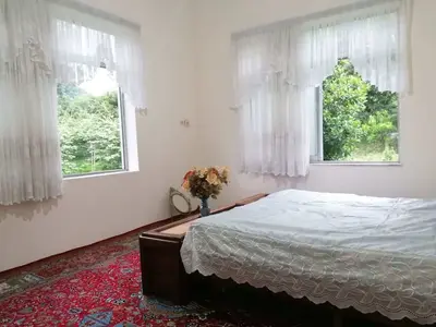 ویلا دوخوابه جنگلی ایثارده