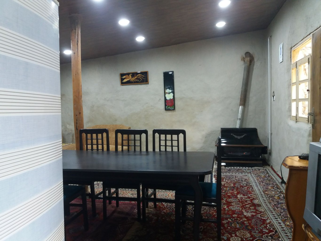 ویلا یک خوابه کوهستانی سارنگ - فضای سوییت