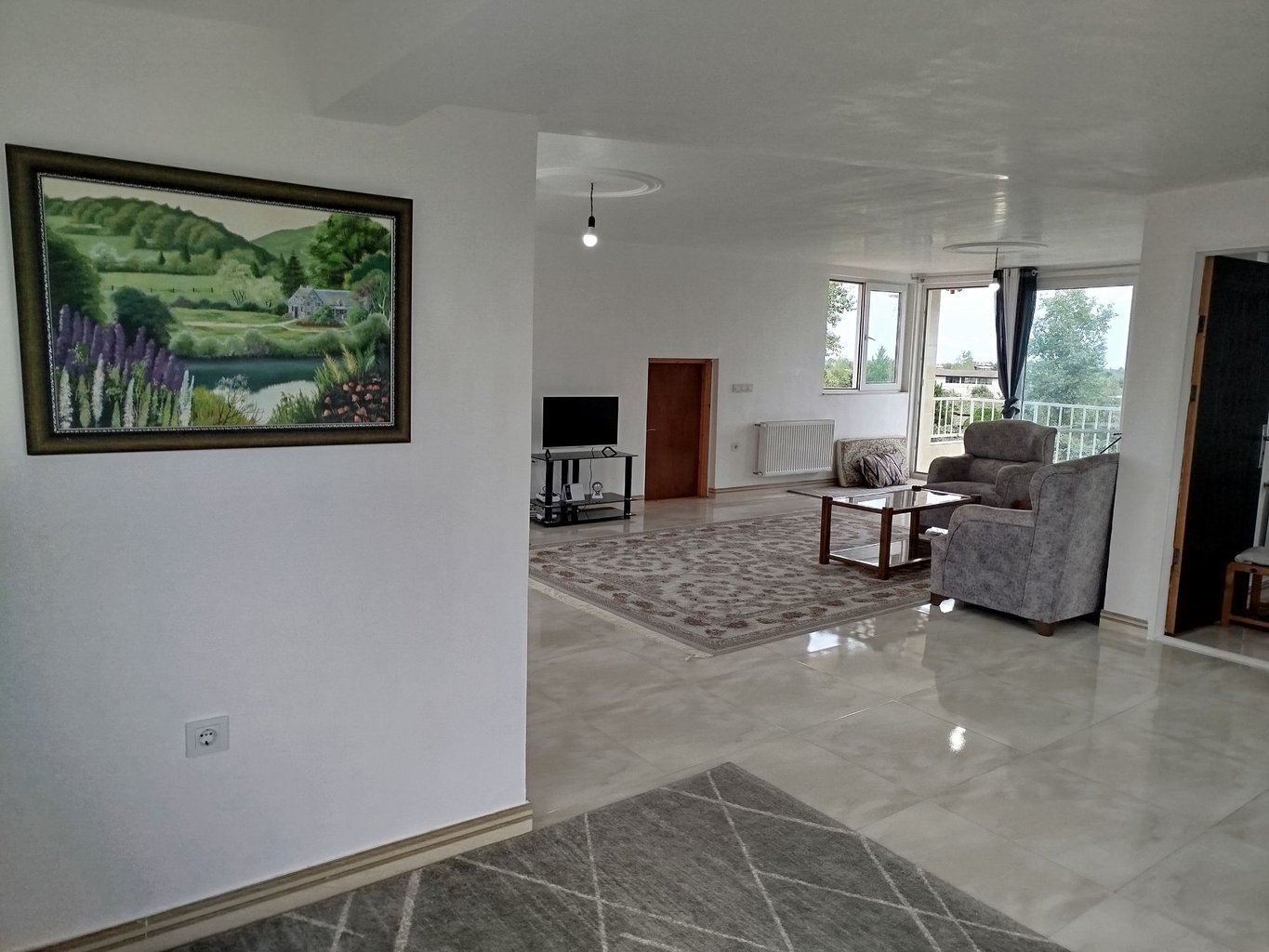 یک خوابه جنگلی دوستان