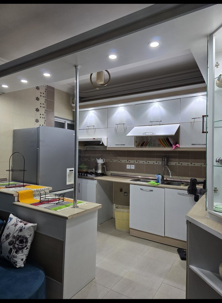 آپارتمان دوخوابه نقلی 66