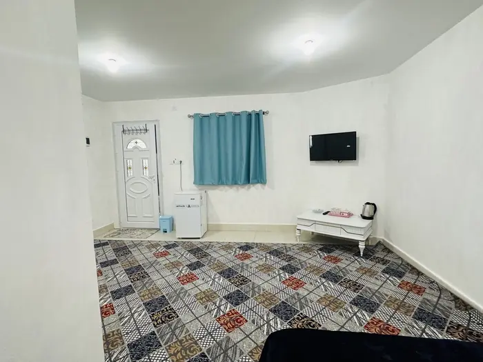 بوم گردی رنگین کمان - واحد 104