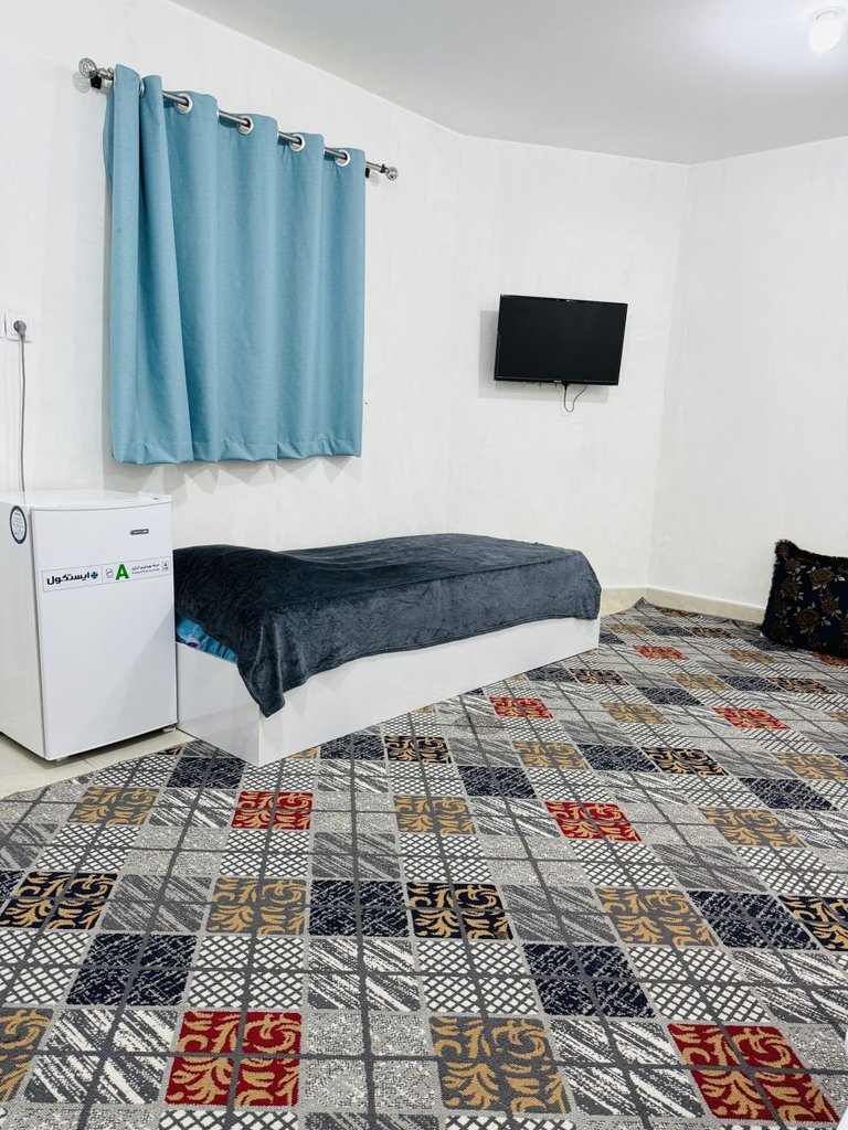 بومگردی رنگین کمان - واحد 104