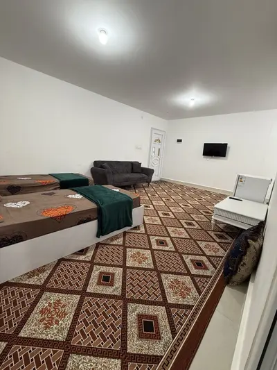 بومگردی رنگین کمان - واحد 106