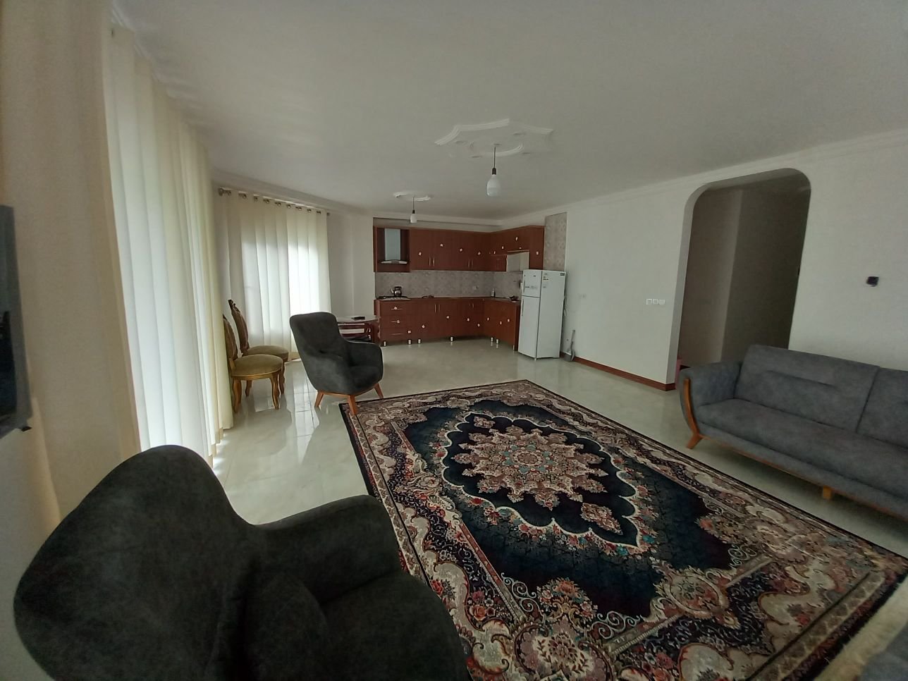 آپارتمان دوخوابه جنگلی فردین ۵ - هال