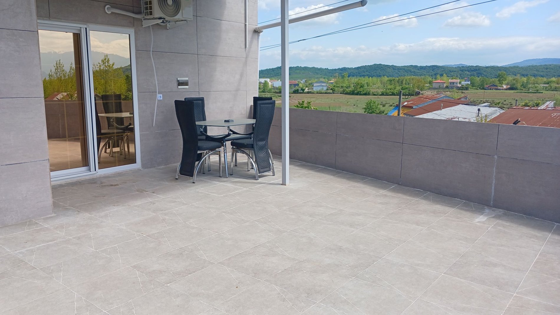 فلت درخشان ۲