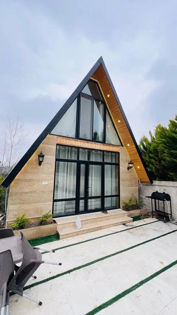 کلبه یک خوابه جکوزی دار سوئیسی الیت 1