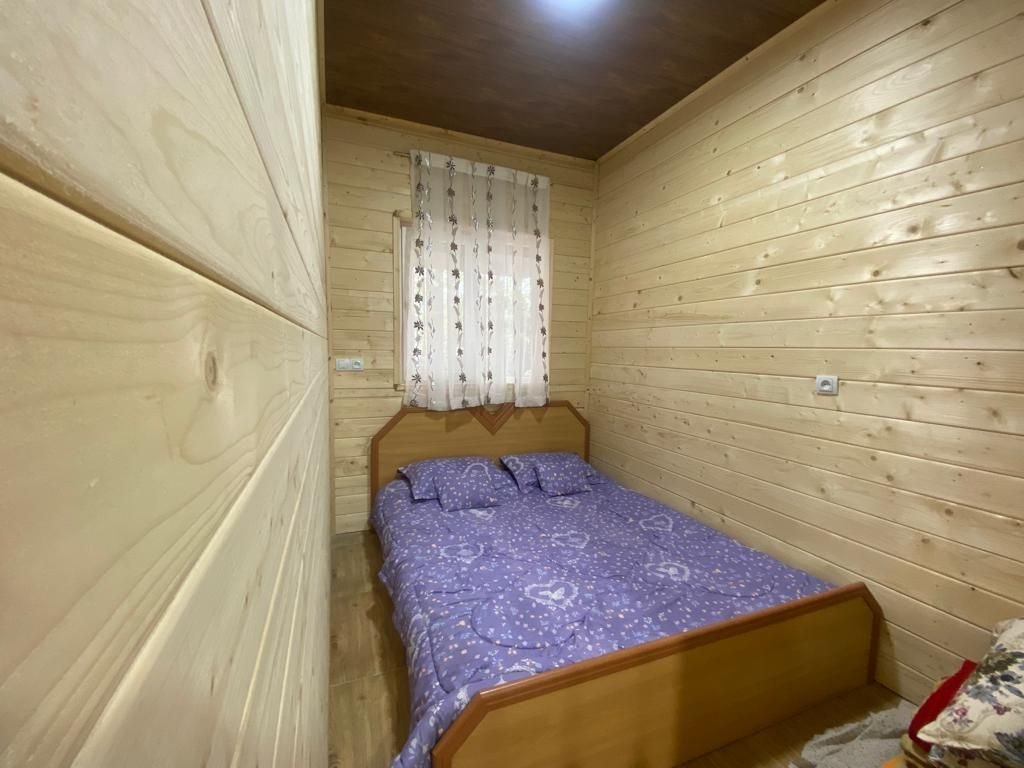 یک خوابه چوبی آرام 2