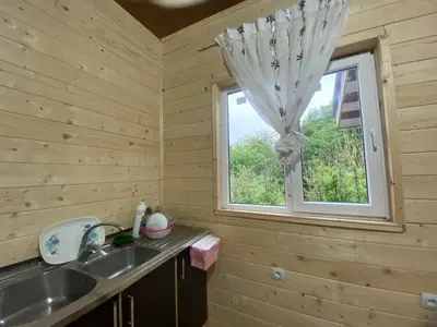 کلبه یک خوابه چوبی آرام 2