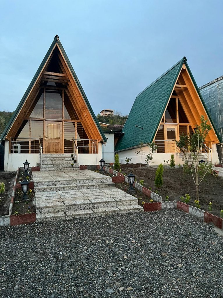 یک خوابه چوبی ماهان