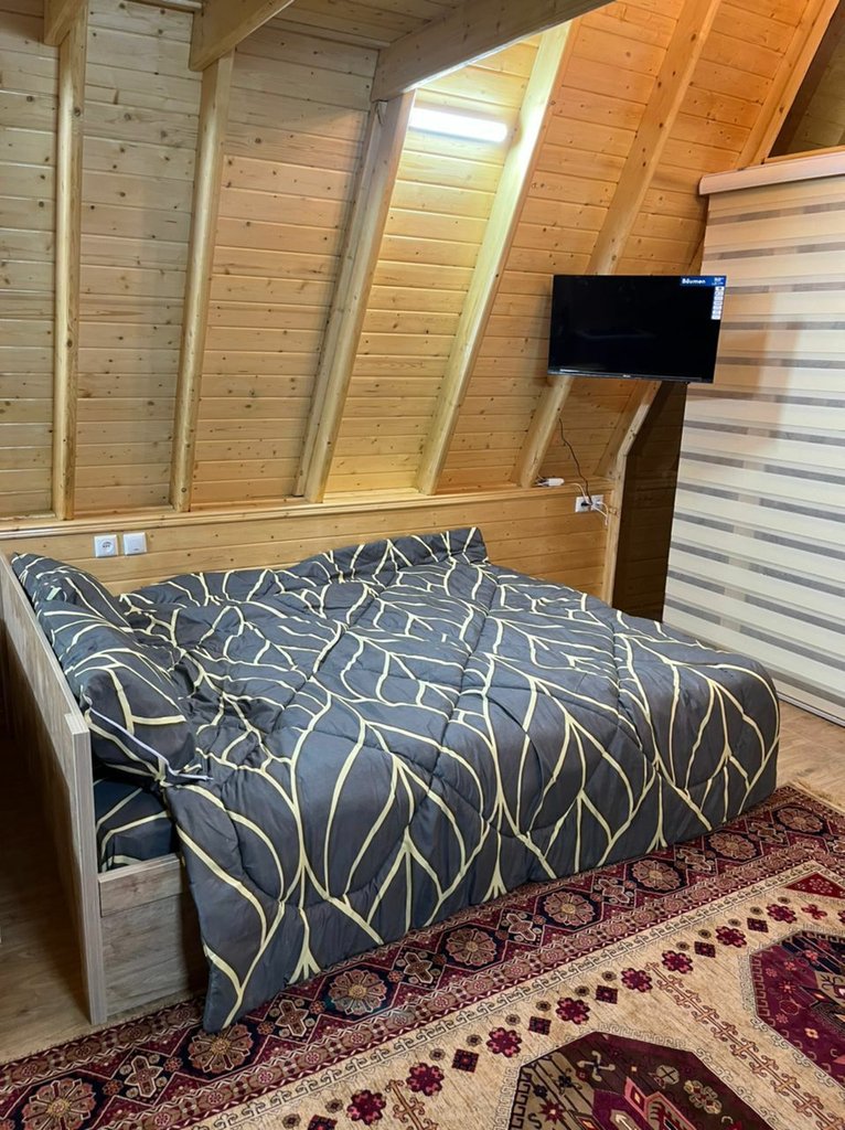 یک خوابه چوبی ماهان