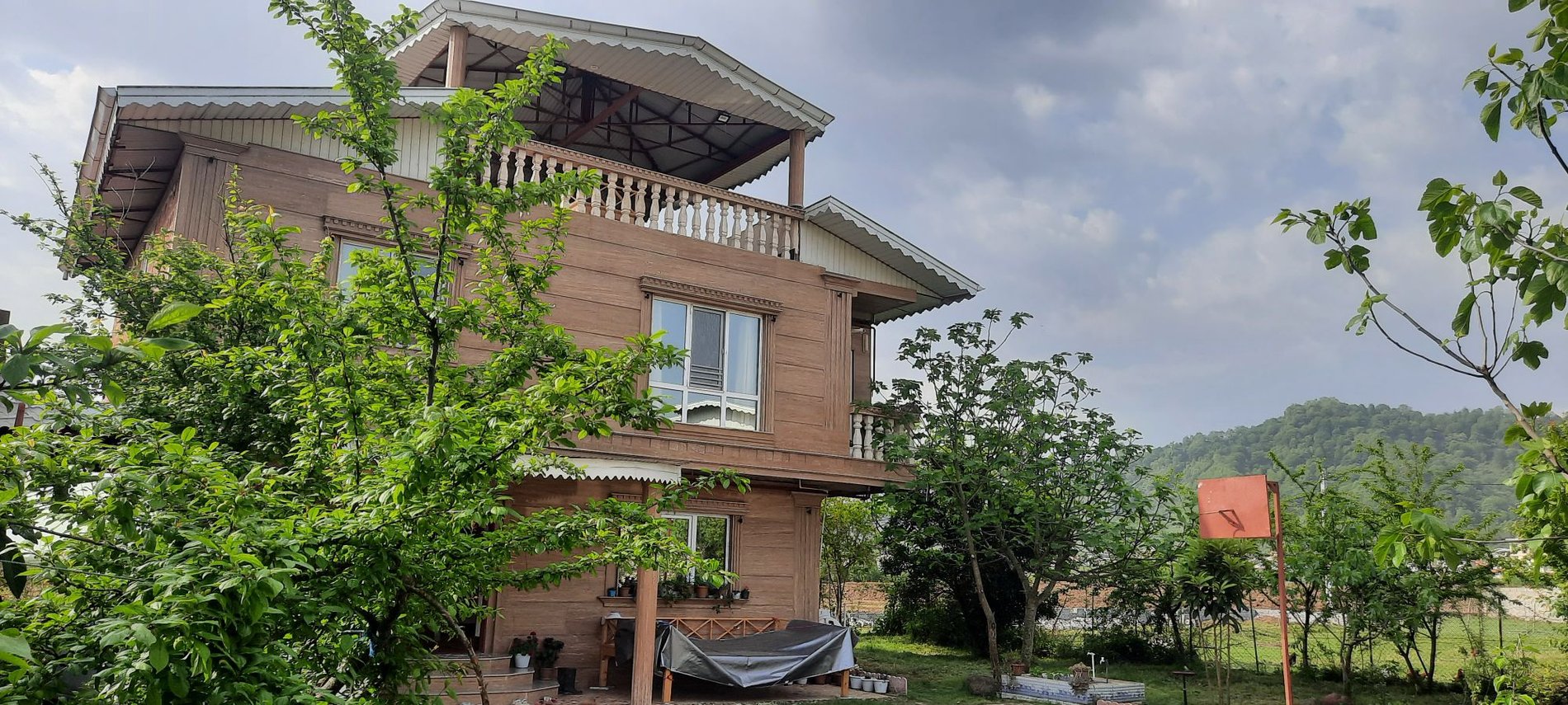 دوخوابه هشت پر