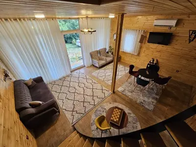 کلبه یک خوابه سوئیسی هخامنش