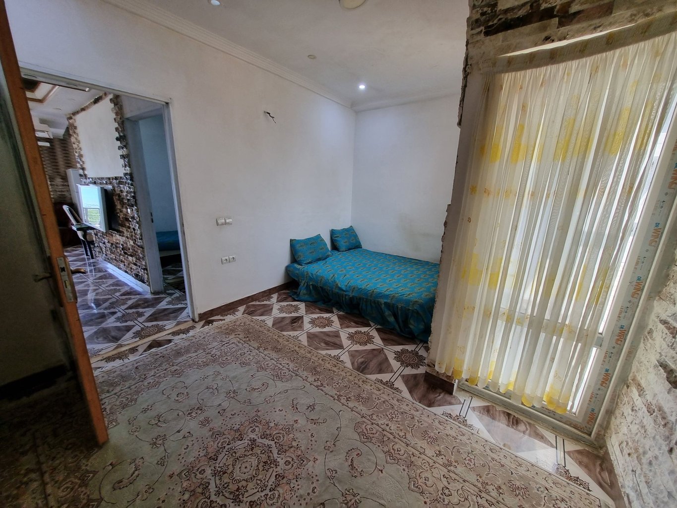 آپارتمان دوخوابه شکلاتی