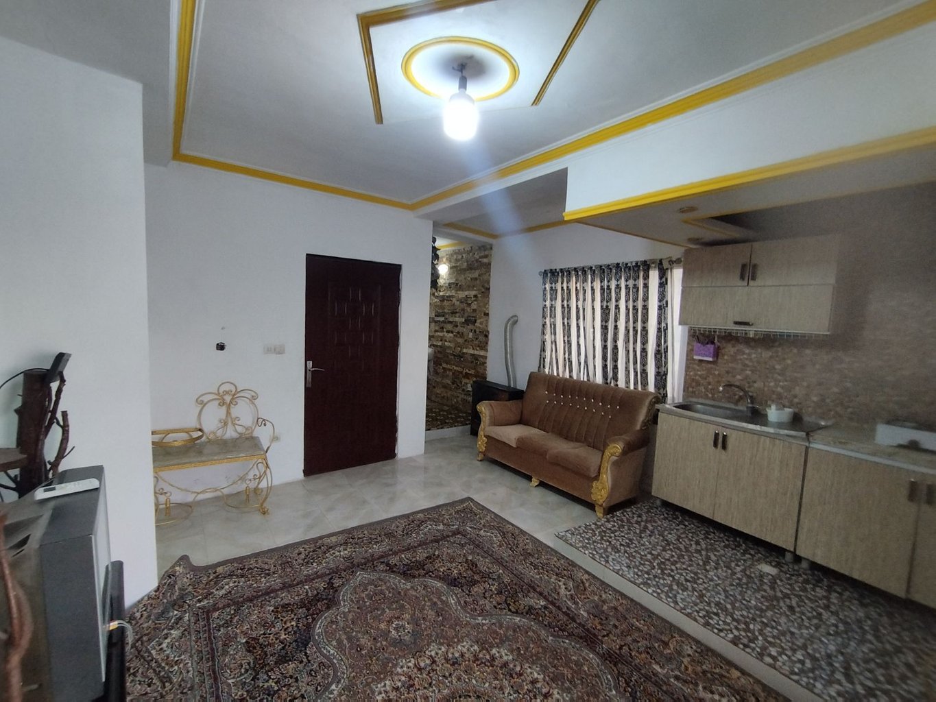 آپارتمان یک خوابه شکلاتی 2