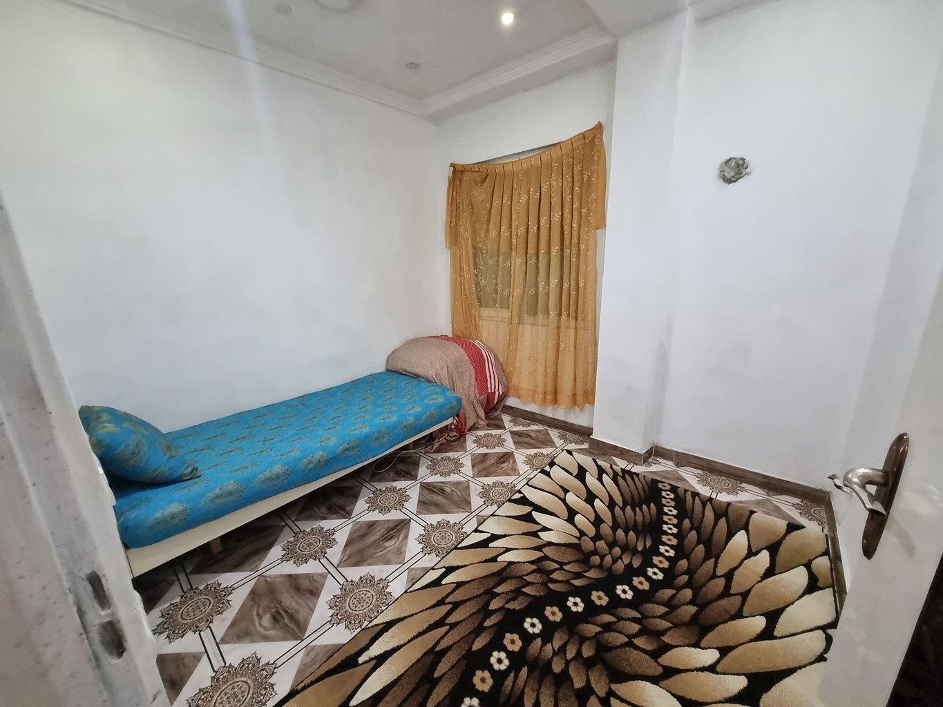 آپارتمان دوخوابه شکلاتی