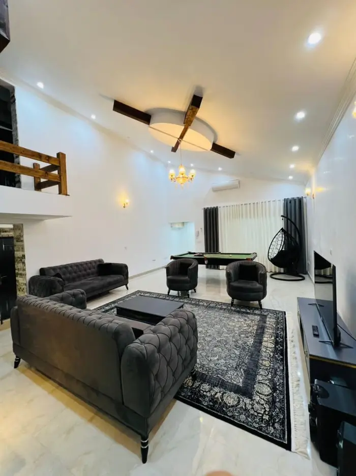 ویلا سه خوابه استخردار بنفشه 1