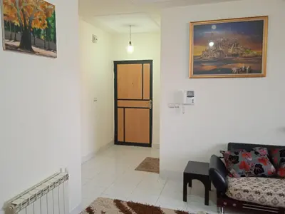 آپارتمان دوخوابه شهرک صدرا