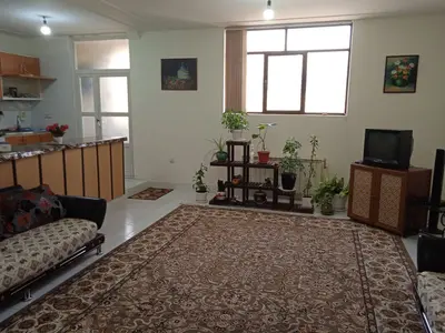 آپارتمان دوخوابه شهرک صدرا