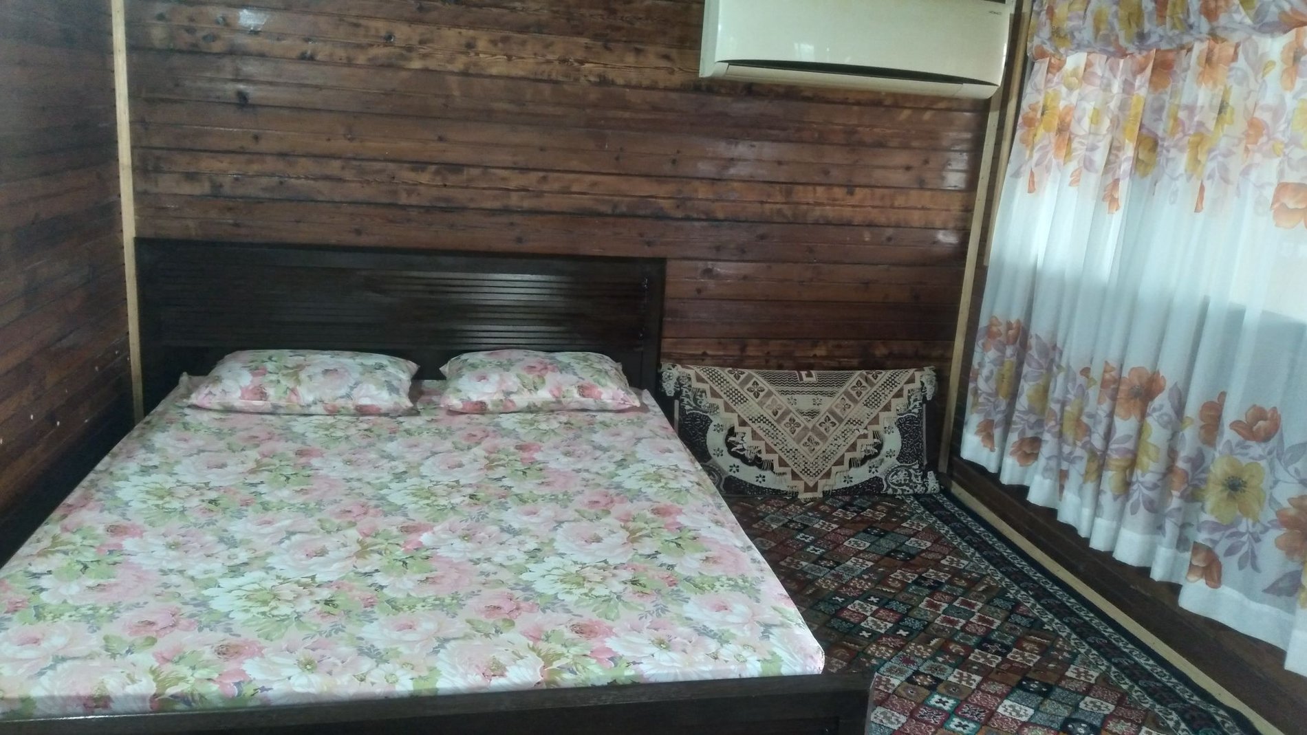 کلبه یک خوابه جنگلی طاها لفور