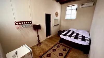 اقامتگاه سنتی رُباب - واحد بَربط