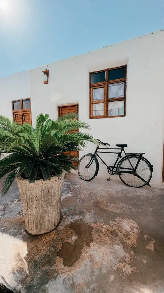 بوم گردی رُبا ب - واحد چَنگ