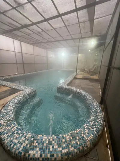 ویلا دوخوابه استخردار آبگرم اطلس 2