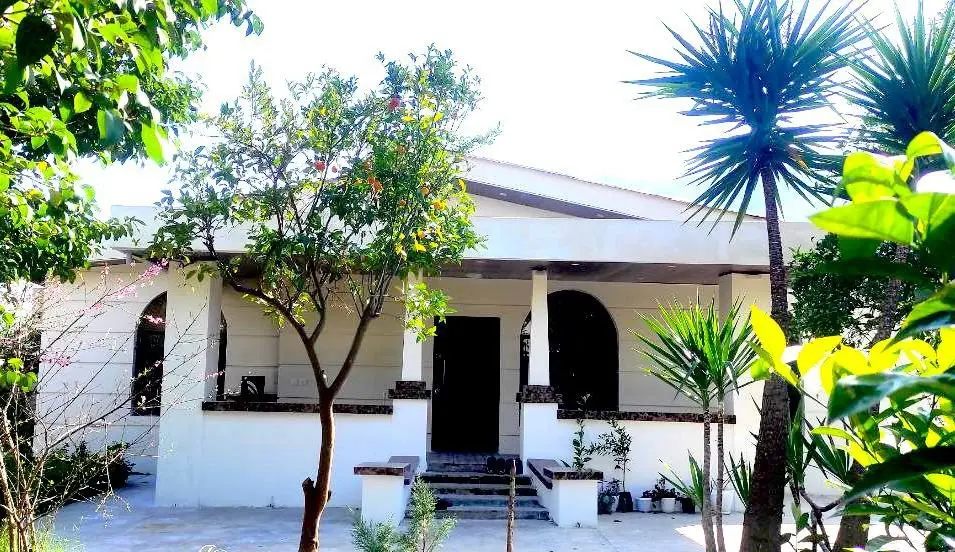 ویلا دوخوابه استخردار آبگرم باغ طائف - نما