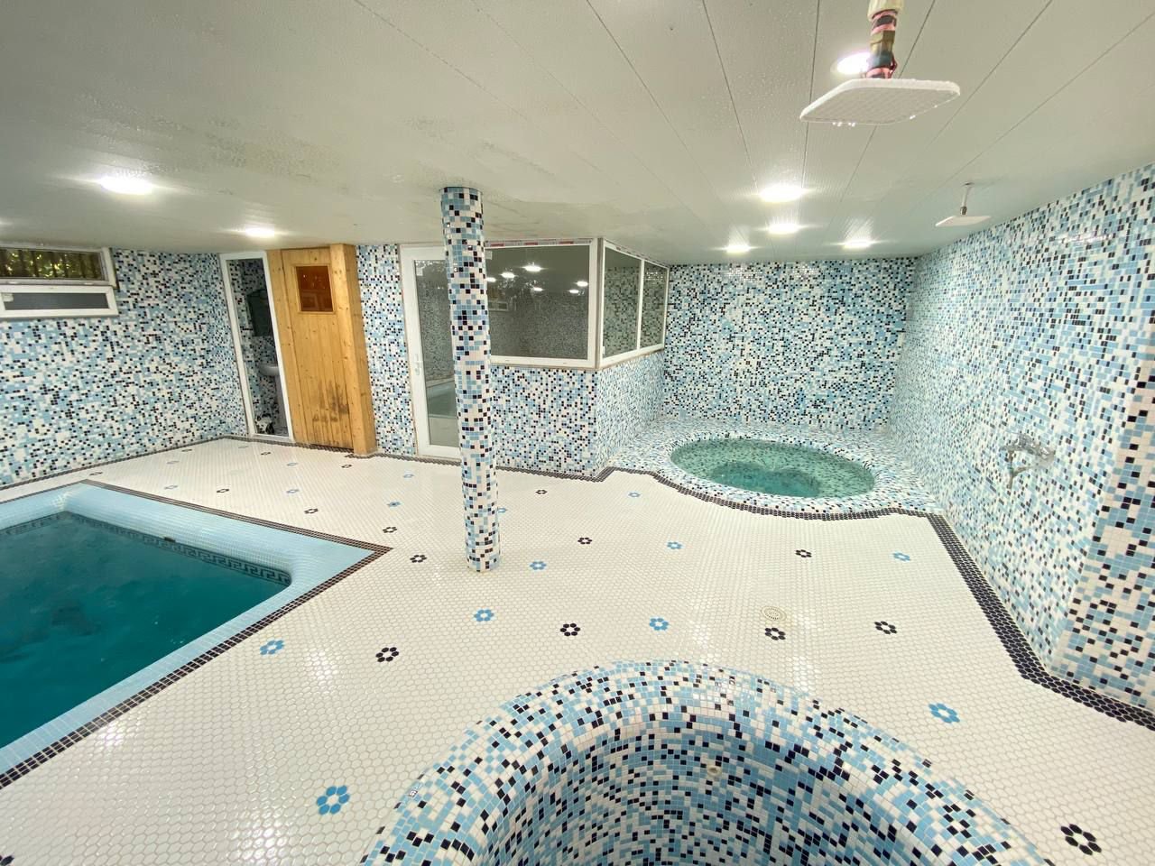 ویلا دوخوابه استخردار ملک زاده