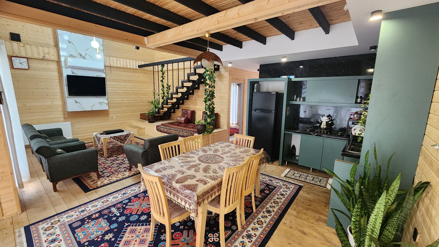 سه خوابه چوبی دوبلکس بنفشه