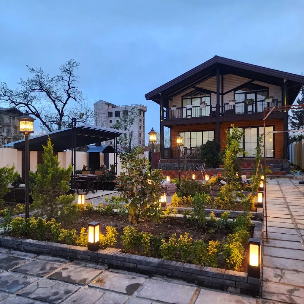 کلبه سه خوابه چوبی دوبلکس بنفشه - تصویر اصلی