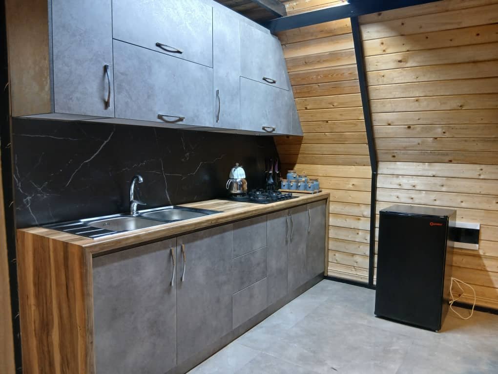 دوخوابه سوئیسی جکوزی دار باغ انار ۲