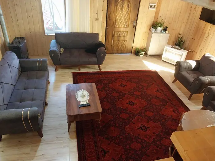 کلبه یک خوابه چوبی باغ انار