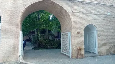 اقامتگاه سنتی متولی باشی - واحد 1