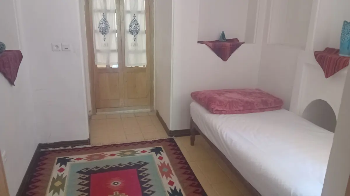 اقامتگاه سنتی متولی باشی - واحد 5 شاه نشین