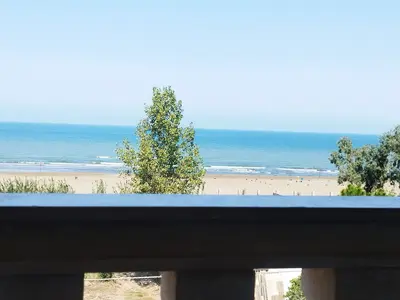 آپارتمان دوخوابه جعفری واحد ۲