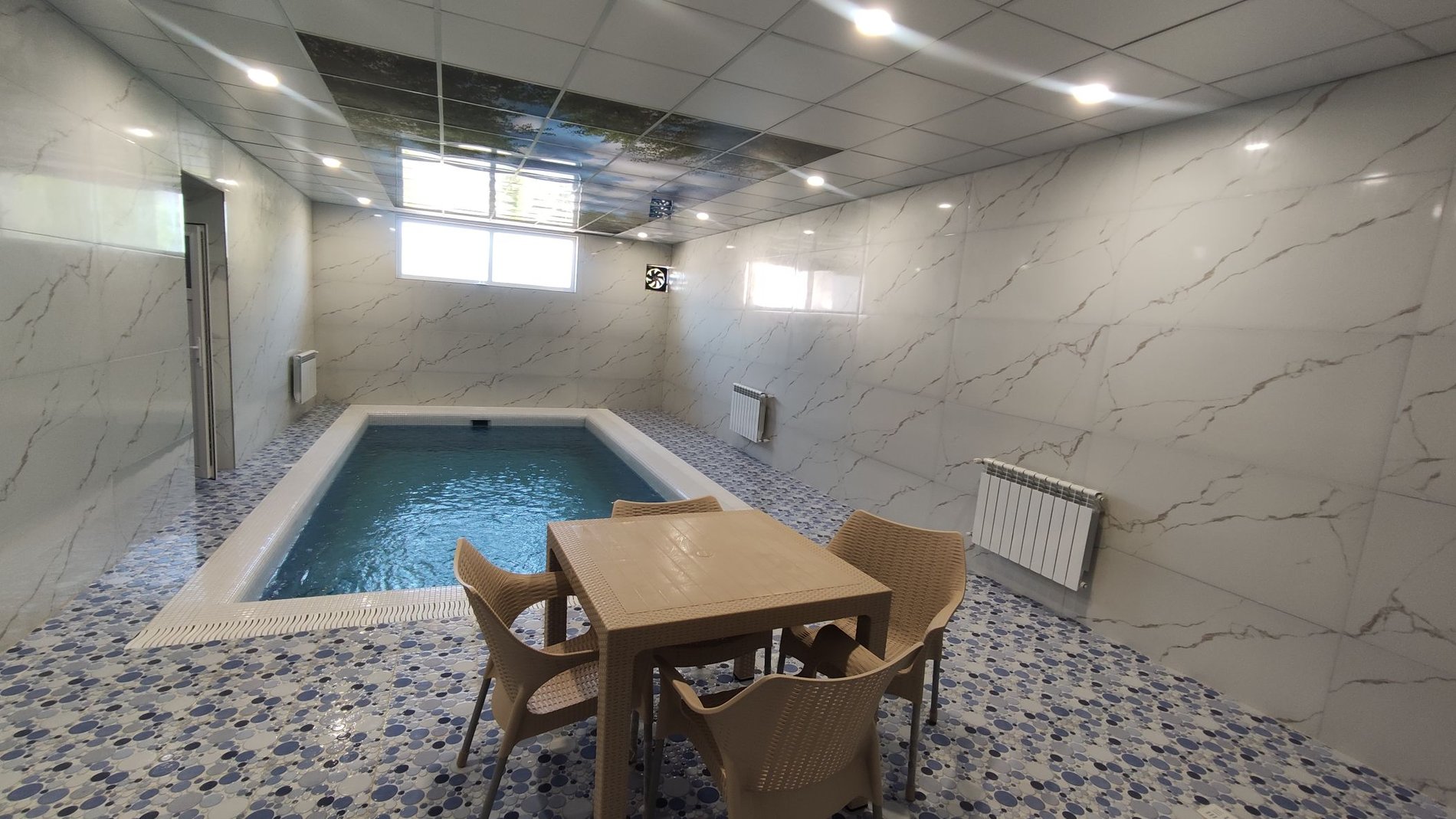 سه خوابه استخردار آبگرم مهرگان 3