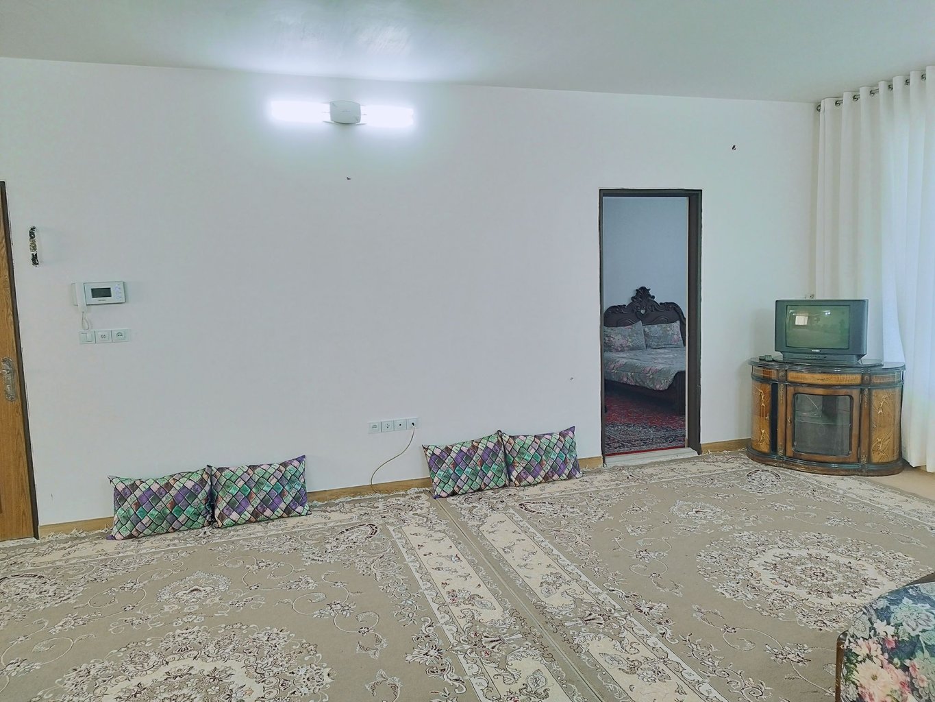 آپارتمان دوخوابه 22 بهمن - پذیرایی