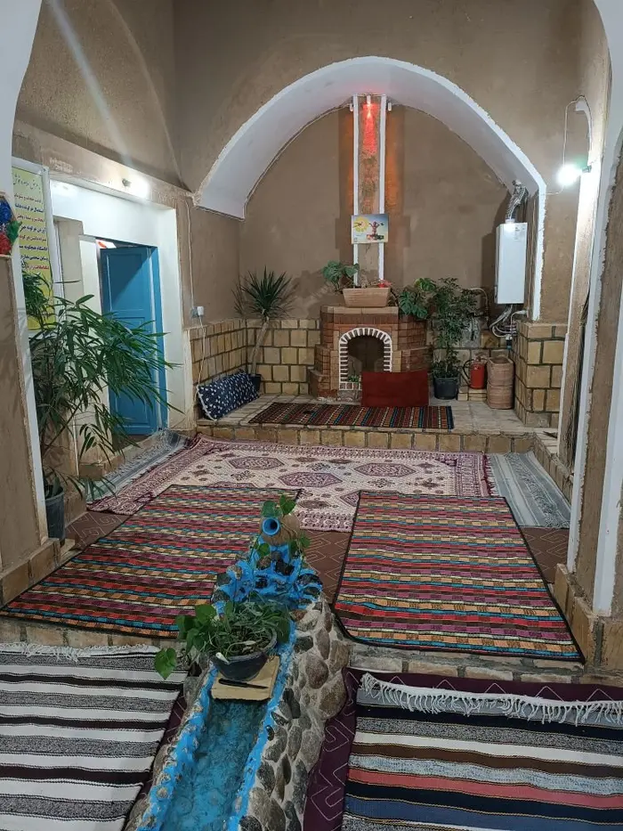 بوم گردی سرای کُین کاغذی - واحد 4