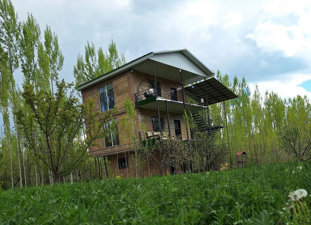 فلت باغ فرجی