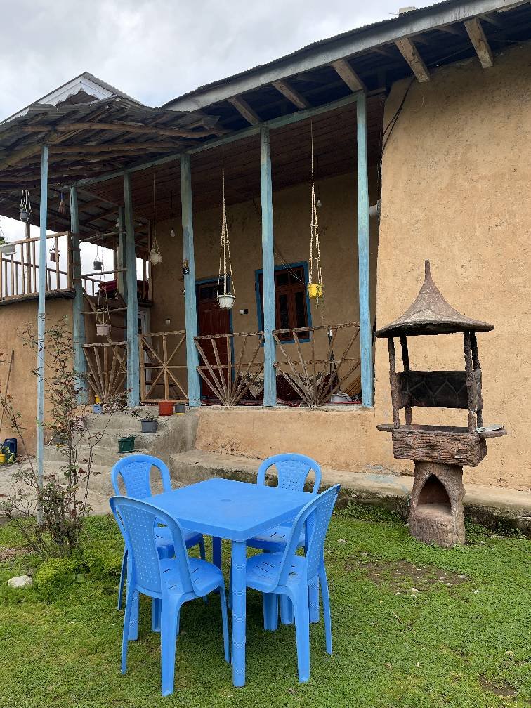 کلبه اقامتگاه فلت سنتی آژیار