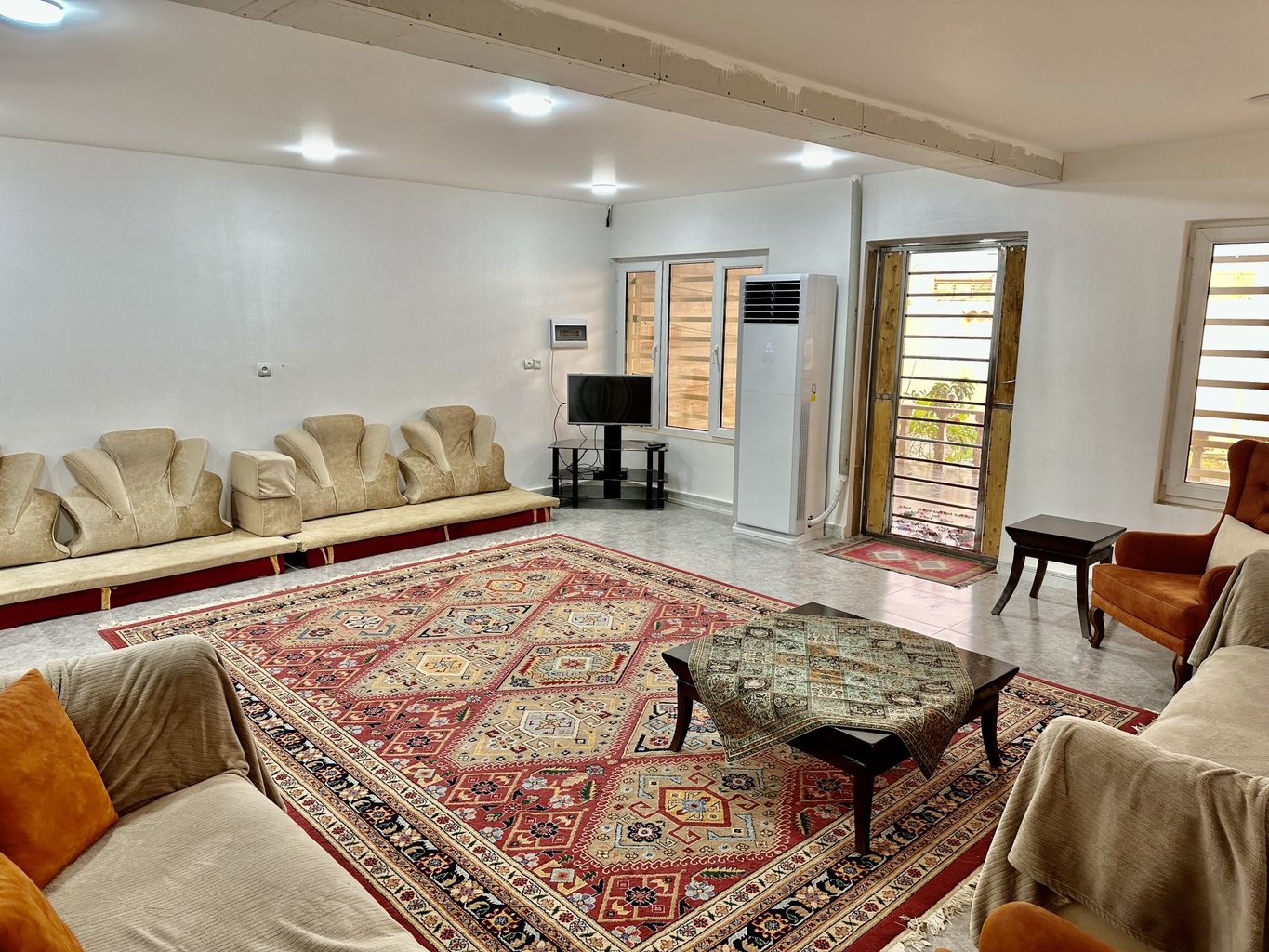 ویلا یک خوابه دفاری