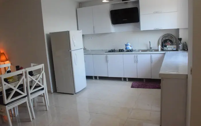 ویلا دوخوابه استخردار آبگرم توماج - آشپزخانه