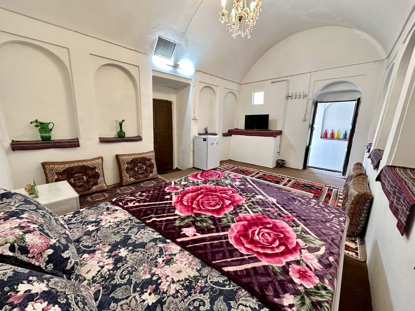 چخماق - واحد بالا نشین