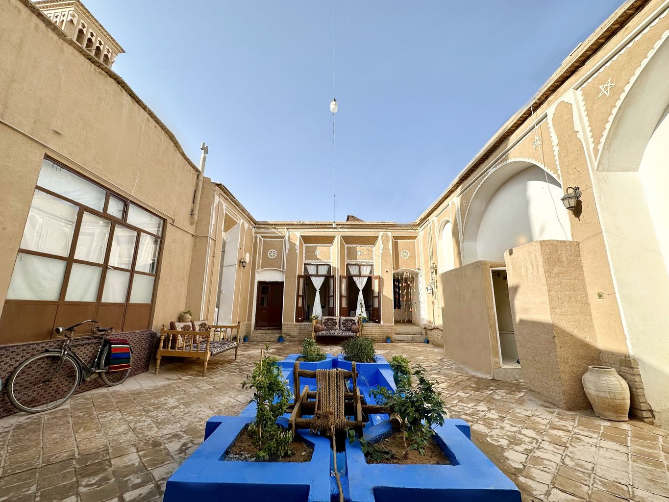 چخماق - واحد بالا نشین